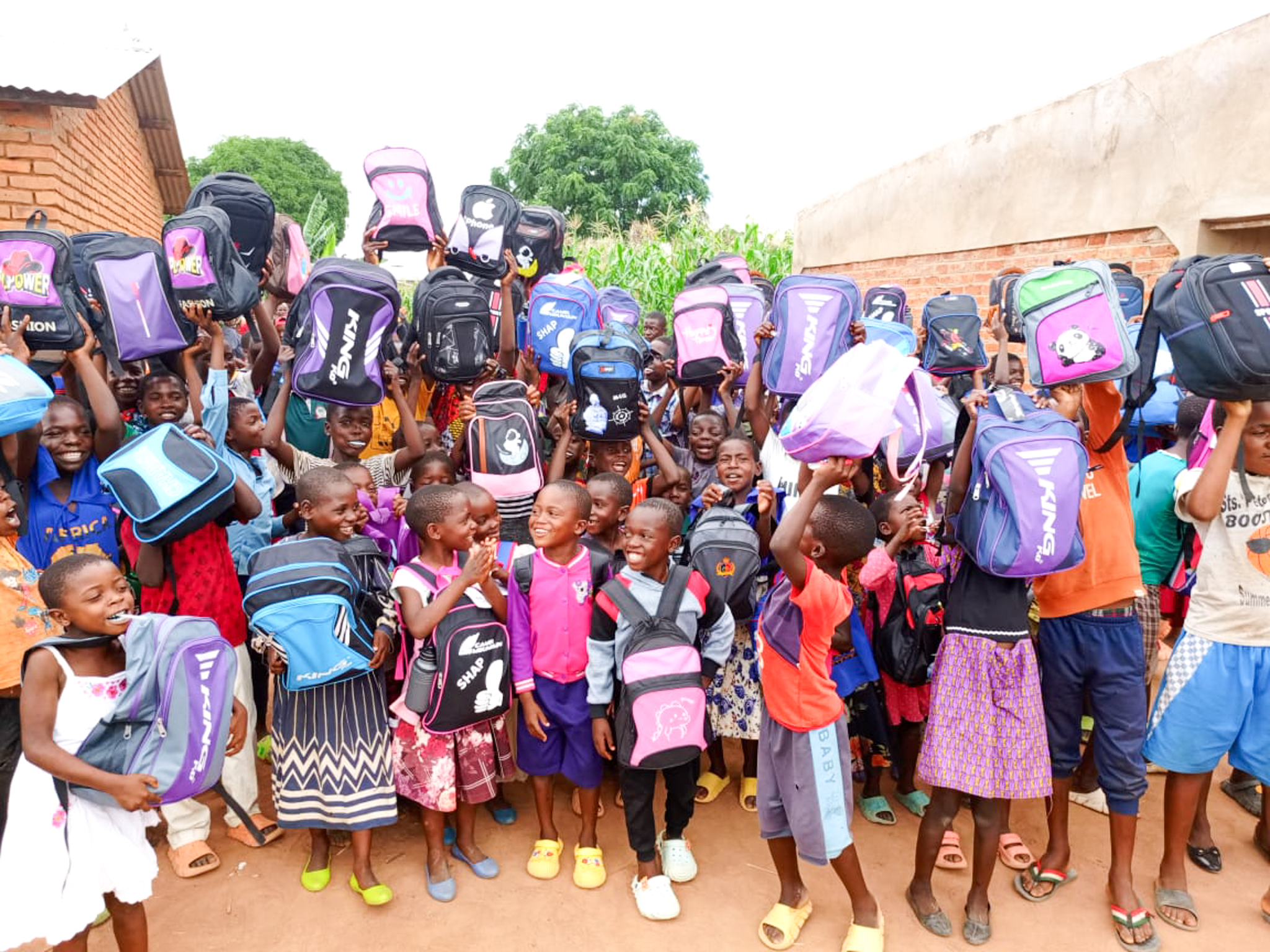 Immanuel in Malawi Healing Hands International